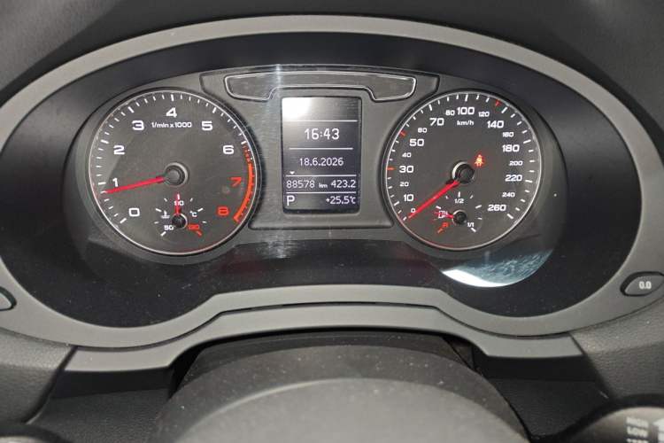 Used Audi Q3 2017 30 TFSI Fashion Model Odometer Close Up