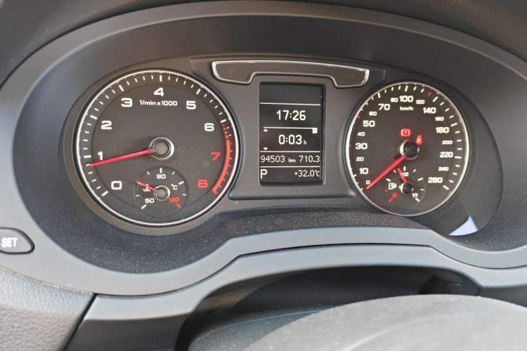 Used Audi Q3 2017 30 TFSI Fashion Model Odometer Close Up