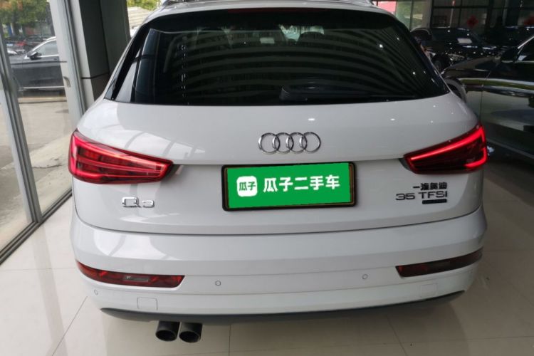 Used Audi Q3 2017 35 TFSI quattro all-wheel drive fashion model Rear