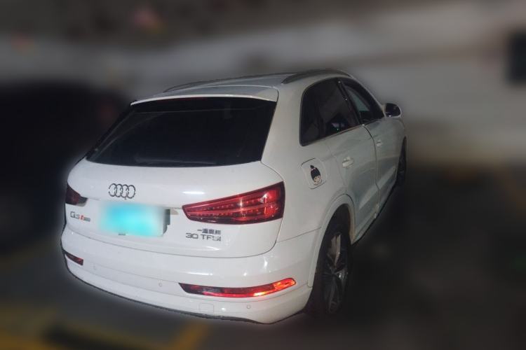Used Audi Q3 2017 30 TFSI Fashion Model Rear Right 45 Deg
