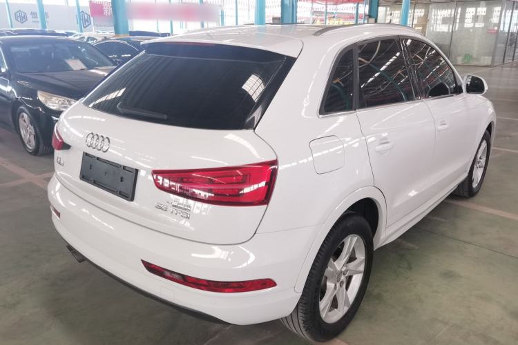 Used Audi Q3 2017 35 TFSI Fashion Model Rear Right 45 Deg