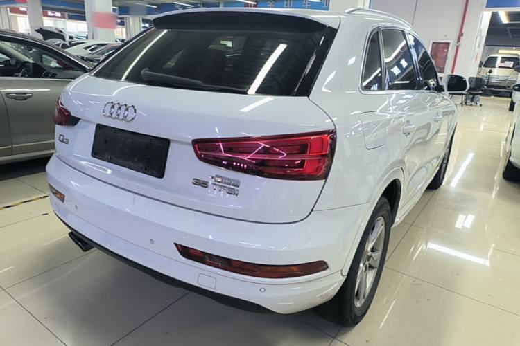 Used Audi Q3 2017 35 TFSI Fashion Model Rear Right 45 Deg