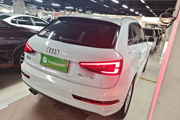 Used Audi Q3 2017 35 TFSI Style Edition Rear Right 45 Deg