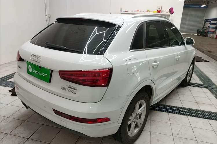 Used Audi Q3 2017 30 TFSI Fashion Model Rear Right 45 Deg