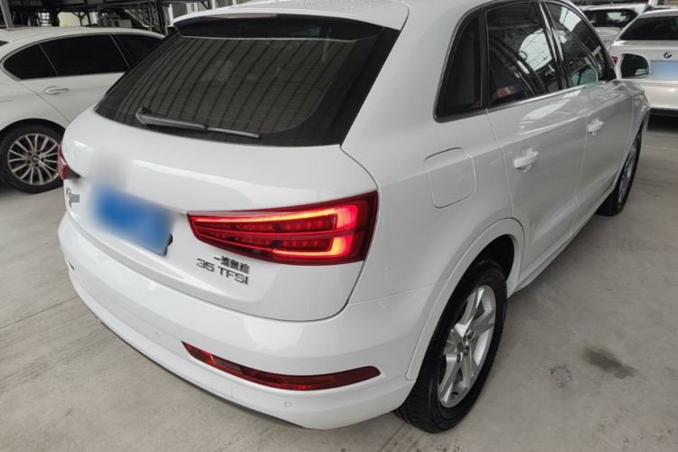 Used Audi Q3 2017 35 TFSI Fashion Model Rear Right 45 Deg