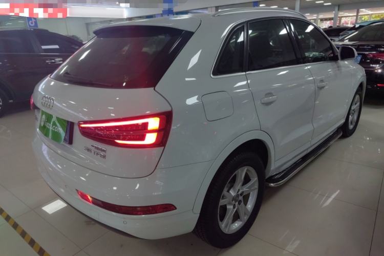 Used Audi Q3 2017 35 TFSI Fashion Model Rear Right 45 Deg