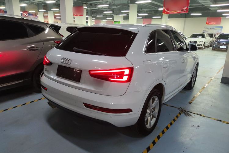 Used Audi Q3 2017 35 TFSI Fashion Model Rear Right 45 Deg