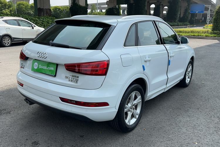 Used Audi Q3 2017 30 TFSI Fashion Model Rear Right 45 Deg