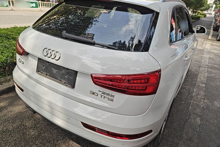 Used Audi Q3 2017 30 TFSI Fashion Model Rear Right 45 Deg