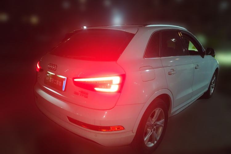 Used Audi Q3 2017 35 TFSI Fashion Model Rear Right 45 Deg