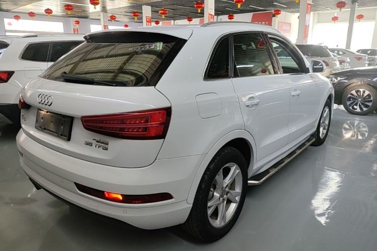 Used Audi Q3 2017 35 TFSI Fashion Model Rear Right 45 Deg