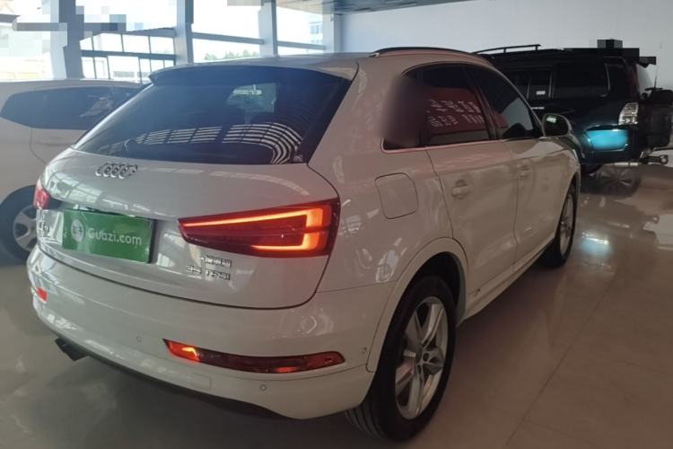 Used Audi Q3 2017 30 TFSI Fashion Model Rear Right 45 Deg