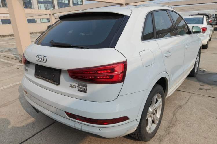 Used Audi Q3 2017 30 TFSI Fashion Model Rear Right 45 Deg