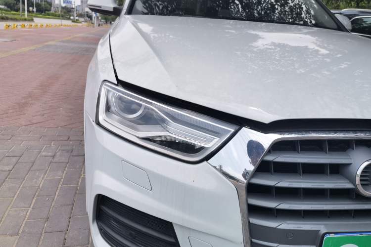 Used Audi Q3 2017 35 TFSI Fashion Model Right Front Headlight