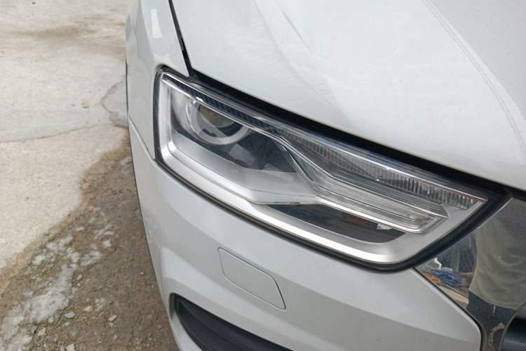 Used Audi Q3 2017 30 TFSI Standard Model Right Front Headlight