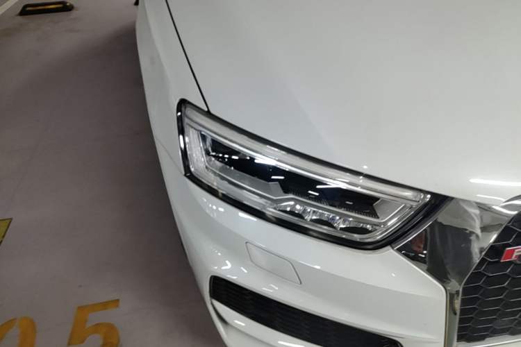 Used Audi Q3 2017 35 TFSI Sport Edition Right Front Headlight