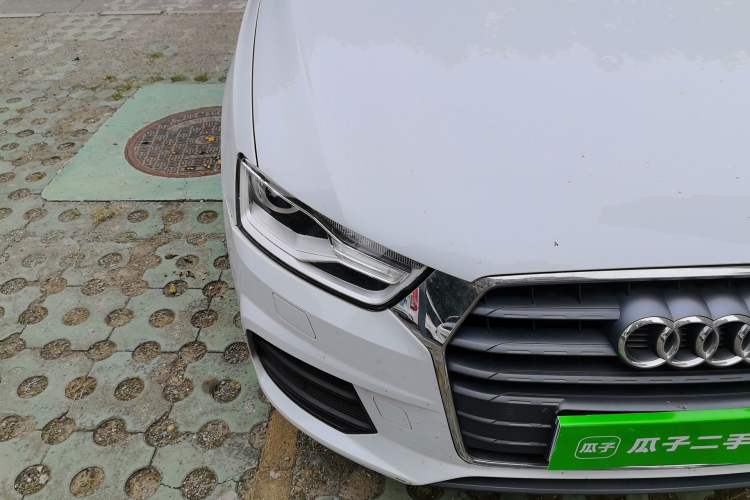 Used Audi Q3 2017 30 TFSI Fashion Model Right Front Headlight