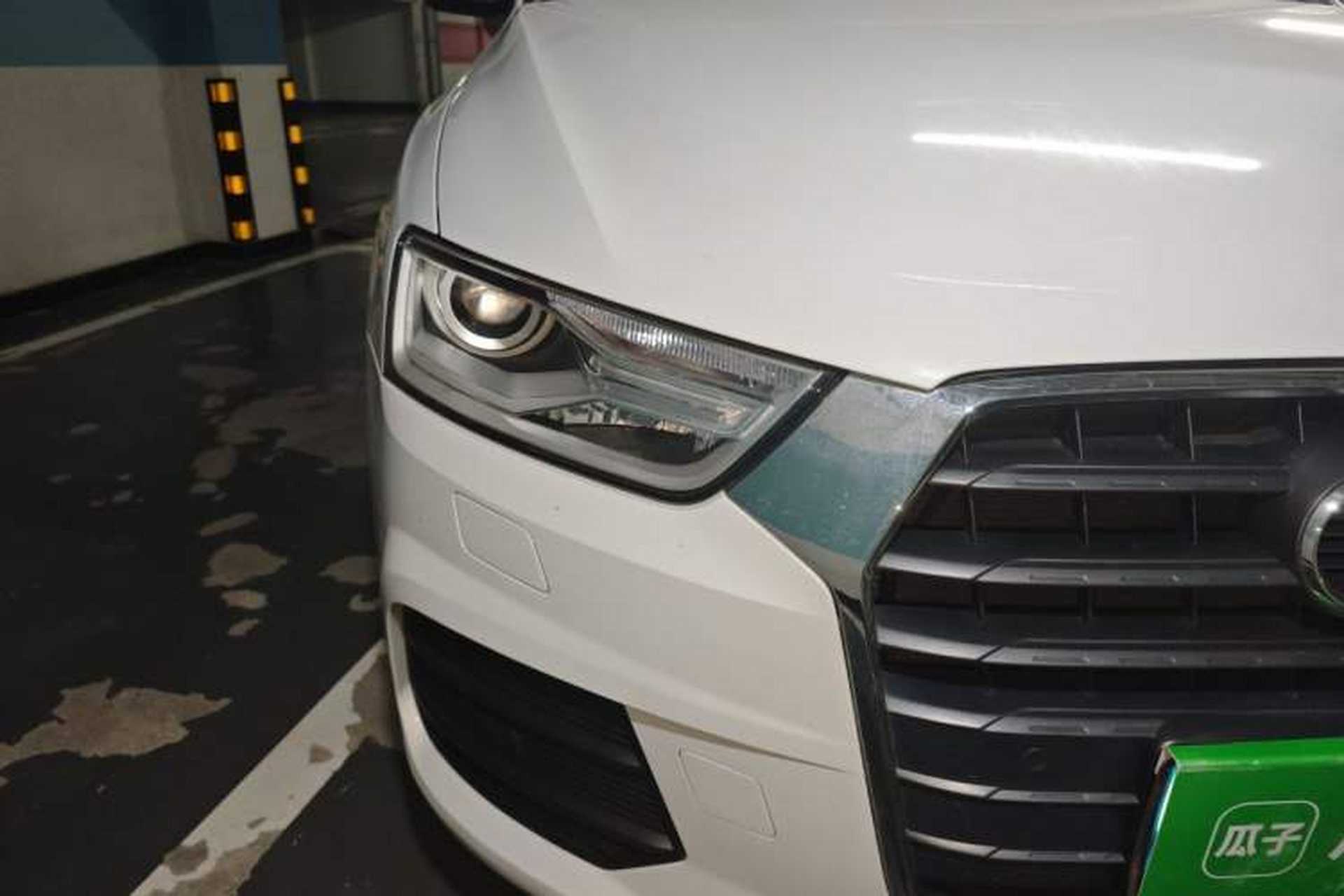 Used Audi Q3 2017 35 TFSI Fashion Model Right Front Headlight