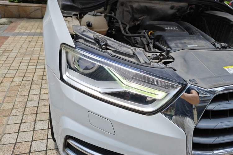 Used Audi Q3 2017 30 TFSI Fashion Model Right Front Headlight