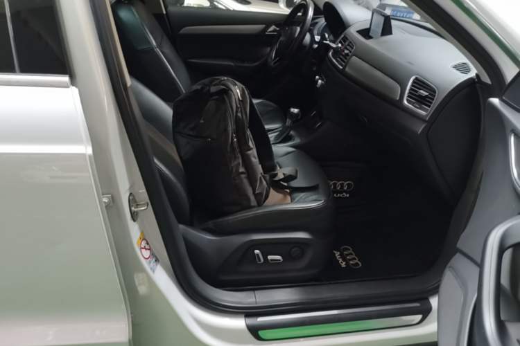 Used Audi Q3 2017 30 TFSI Fashion Model Right Front Seat