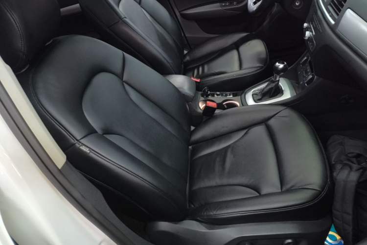 Used Audi Q3 2017 35 TFSI Fashion Model Right Front Seat