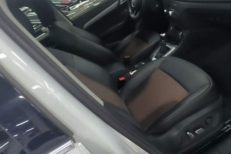 Used Audi Q3 2017 35 TFSI Fashion Model Right Front Seat