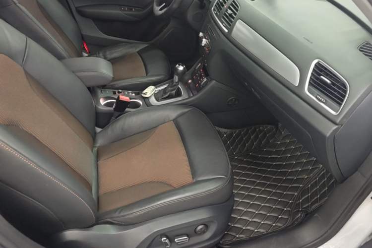 Used Audi Q3 2017 35 TFSI Fashion Model Right Front Seat