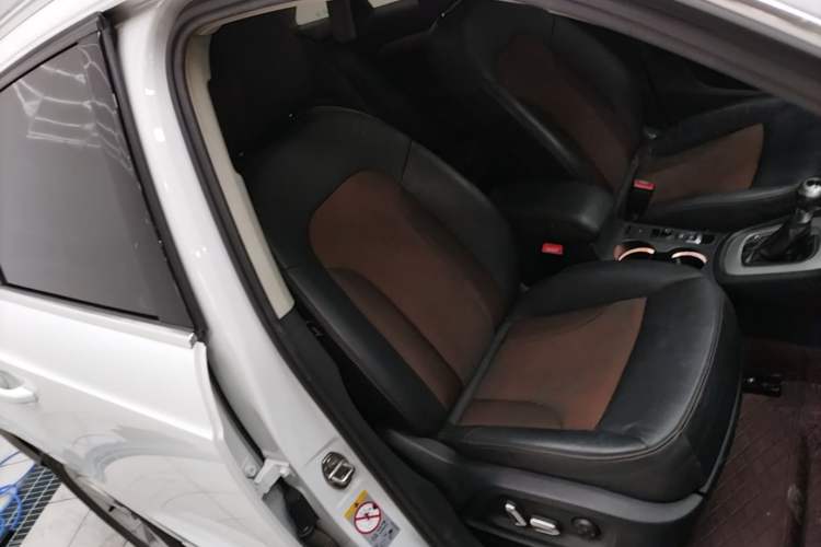 Used Audi Q3 2017 30 TFSI Fashion Model Right Front Seat
