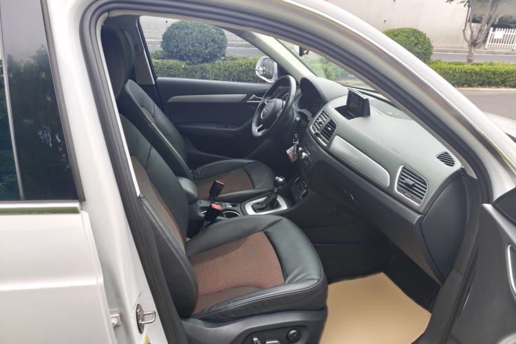 Used Audi Q3 2017 35 TFSI Fashion Model Right Front Seat
