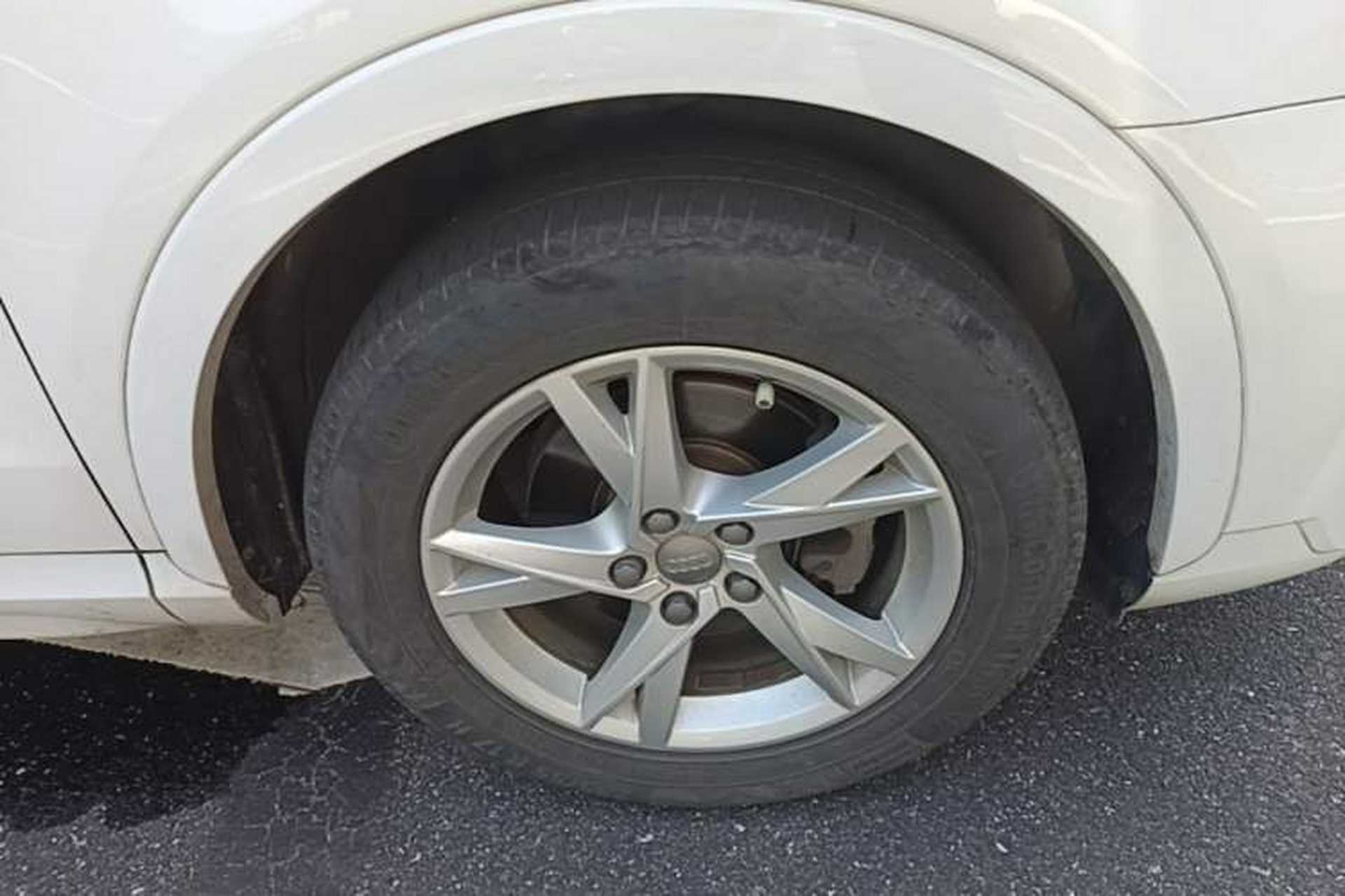 Used Audi Q3 2017 35 TFSI Fashion Model Right Front Wheel Hub