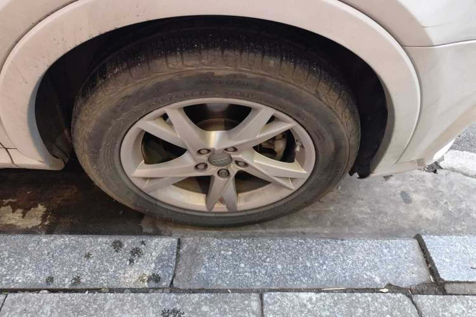 Used Audi Q3 2017 30 TFSI Fashion Model Right Front Wheel Hub