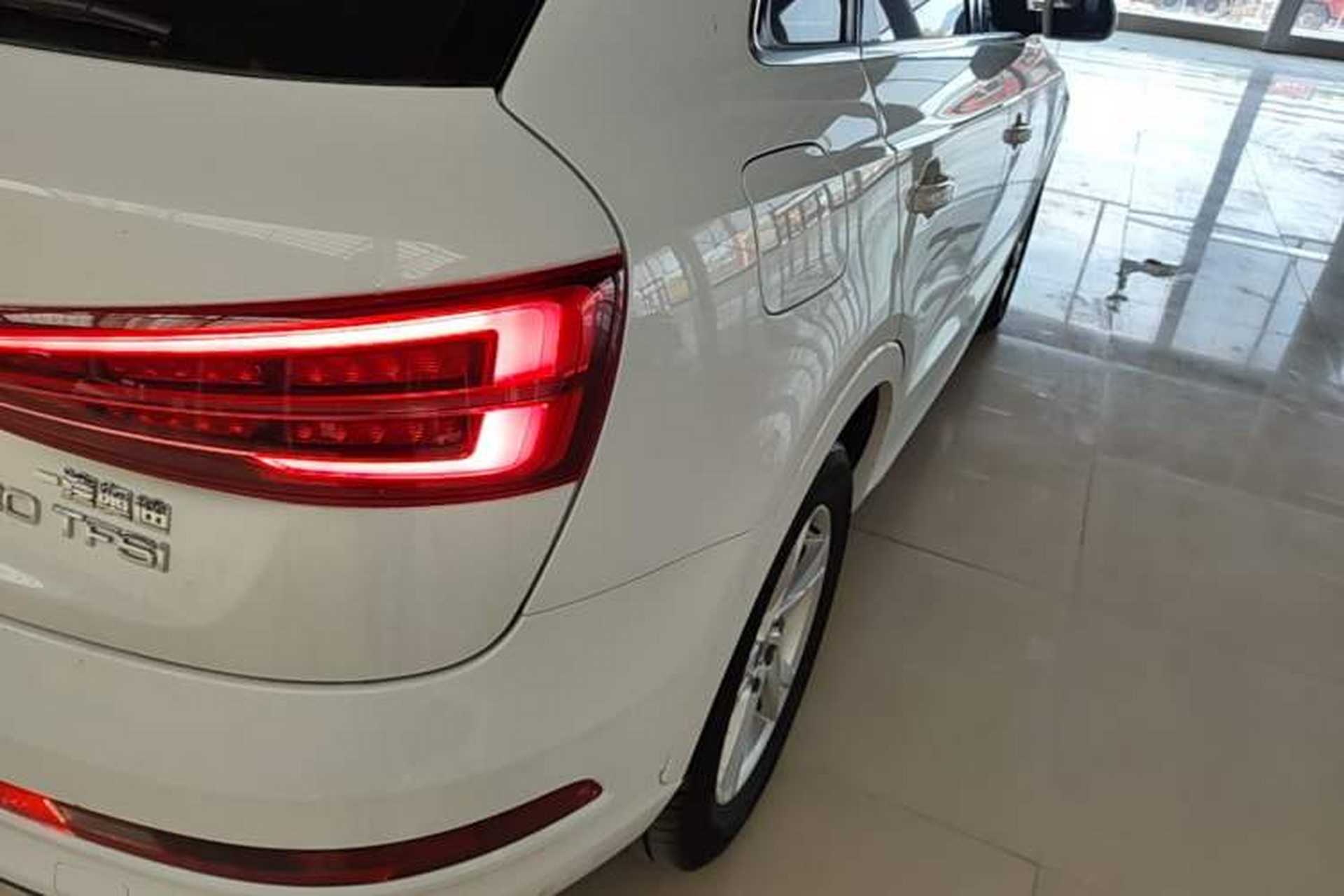 Used Audi Q3 2017 30 TFSI Fashion Model Right Rear Taillight