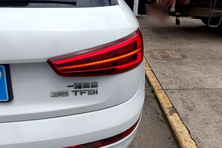 Used Audi Q3 2017 35 TFSI Fashion Model Right Rear Taillight