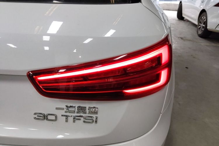 Used Audi Q3 2017 30 TFSI Fashion Model Right Rear Taillight