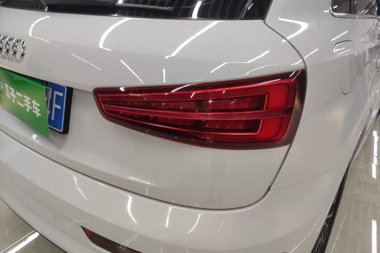 Used Audi Q3 2017 30 TFSI Fashion Model Right Rear Taillight