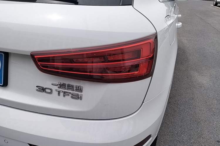 Used Audi Q3 2017 30 TFSI Fashion Model Right Rear Taillight