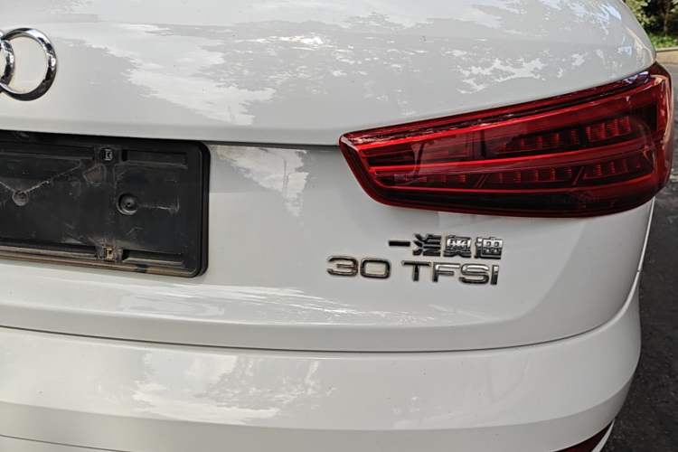 Used Audi Q3 2017 30 TFSI Fashion Model Right Rear Taillight