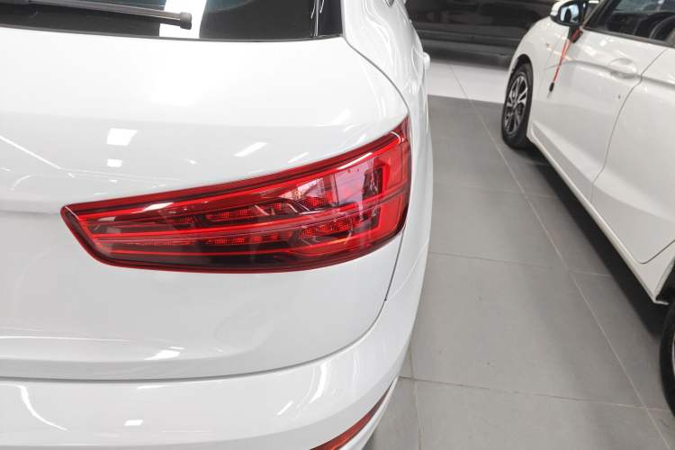 Used Audi Q3 2017 30 TFSI Fashion Model Right Rear Taillight
