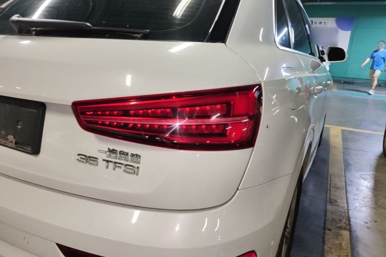 Used Audi Q3 2017 35 TFSI Style Edition Right Rear Taillight