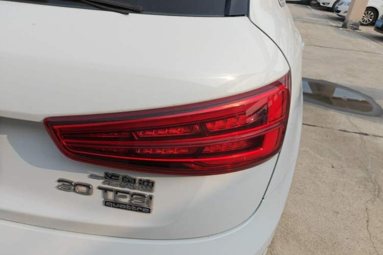 Used Audi Q3 2017 30 TFSI Fashion Model Right Rear Taillight