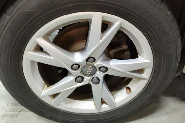 Used Audi Q3 2017 30 TFSI Fashion Model Right Rear Wheel Hub