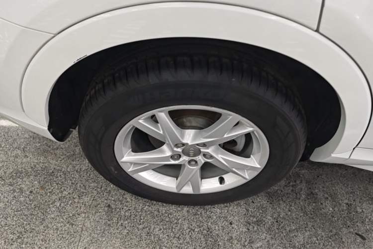 Used Audi Q3 2017 35 TFSI Fashion Model Right Rear Wheel Hub