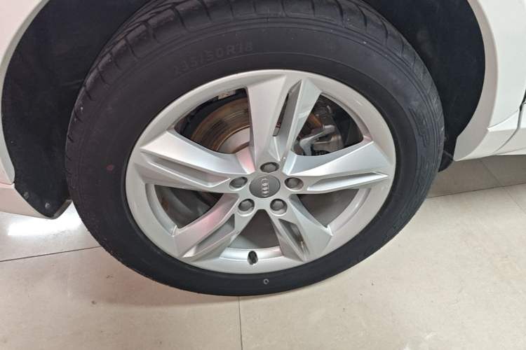 Used Audi Q3 2017 35 TFSI Style Edition Right Rear Wheel Hub
