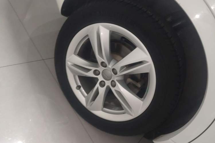 Used Audi Q3 2017 35 TFSI Style Edition Right Rear Wheel Hub
