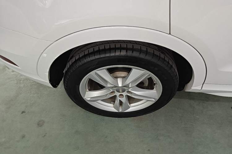Used Audi Q3 2017 35 TFSI Fashion Model Right Rear Wheel Hub