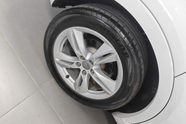 Used Audi Q3 2017 30 TFSI Fashion Model Right Rear Wheel Hub
