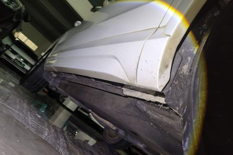Used Audi Q3 2017 35 TFSI quattro all-wheel drive fashion model Right Side Sill