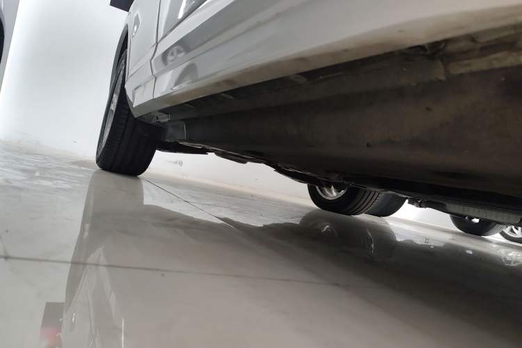 Used Audi Q3 2017 35 TFSI Fashion Model Right Side Sill