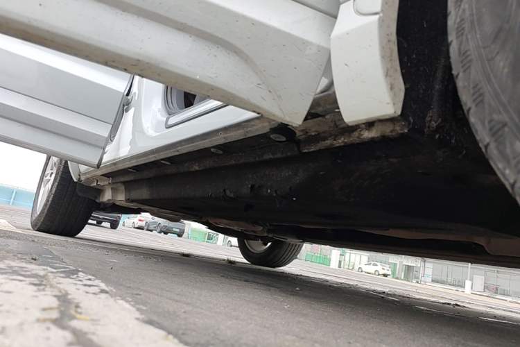 Used Audi Q3 2017 35 TFSI Style Edition Right Side Sill