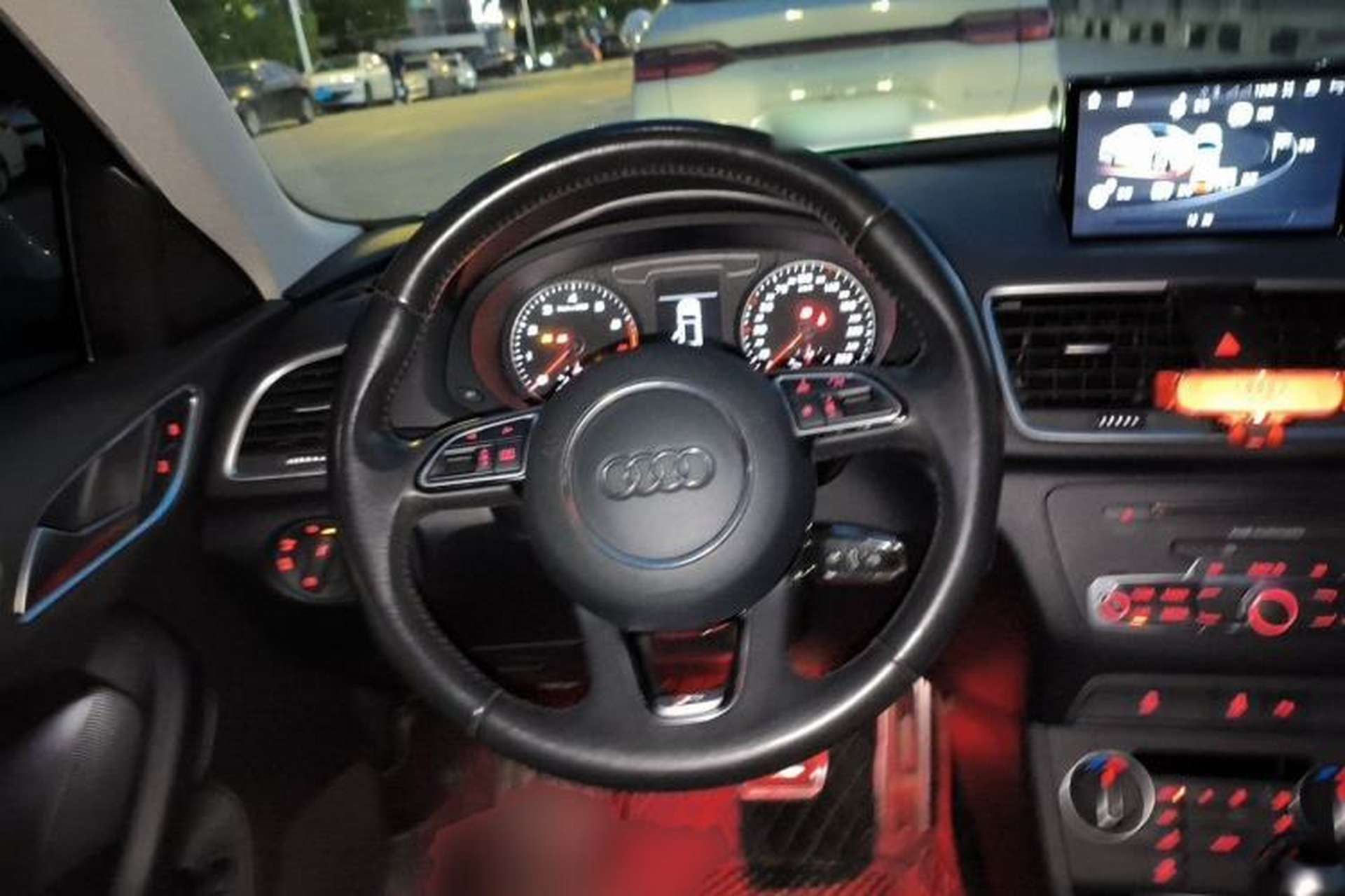 Used Audi Q3 2017 30 TFSI Fashion Model Steering Wheel